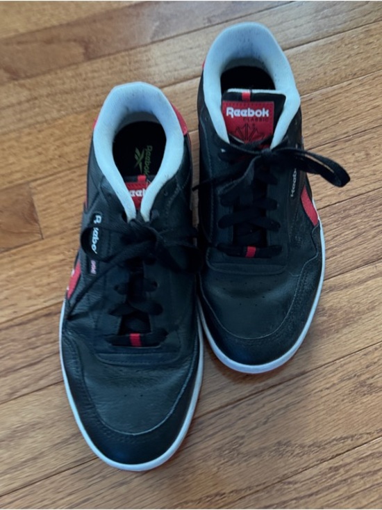 Reebok Other - Reebok Men's Black Vector Red  SKU GW0100